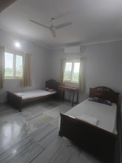 ISKCON Mayapur Apartments -Daily & Monthly Rentals - luxury 2 bedroom Apartment with Private road to Main ISKCON Temple - mayapur - 7