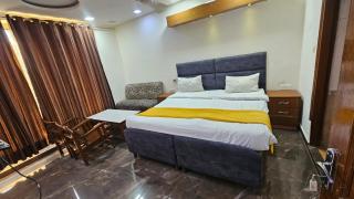 Hotel Dream House - Noida - 0