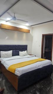 Hotel Dream House - Noida - 4