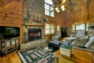 3 BR Mountain Cabin Games Hot Tub Fire Pit - Morganton - 7