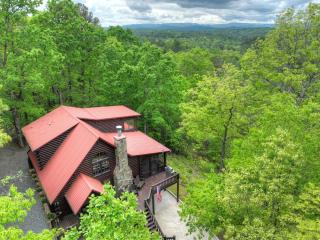 3 BR Mountain Cabin Games Hot Tub Fire Pit - Morganton - 0