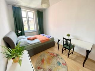 LTS RENT Comfortable RIVER VIEW & ART, Four Rooms - Gdańsk - 3