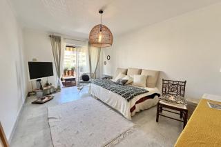 Apartment for 2 with balcony - near park - Vallauris - 0