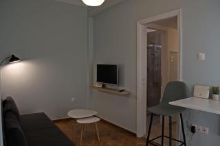 Bright TopFloor Apt with Terrace in Athens - 7