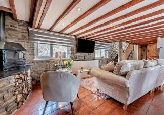 Bwlch Farm Barn - Port Talbot - 9