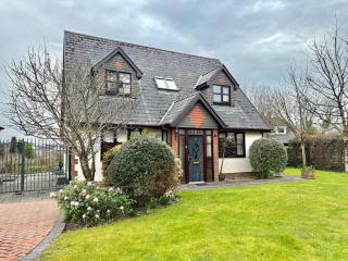 Pass the Keys Kiln Cottage Langland home - Newton - 0