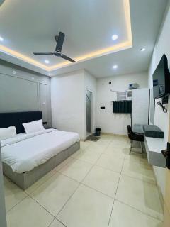 Hotel Airport View - Lucknow - 5