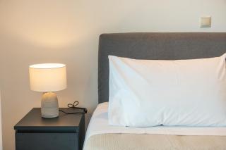 Laura City Apartments by the Sea - Lampi - 1