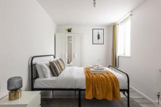 Bright 1BR Flat by Brixton, with Parking and Balcony - Londra - 8