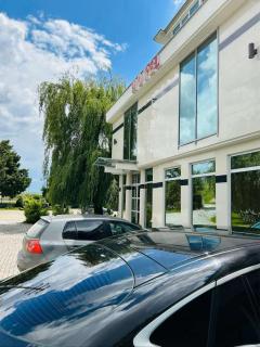 Hotel Royal - Tetovo - 8