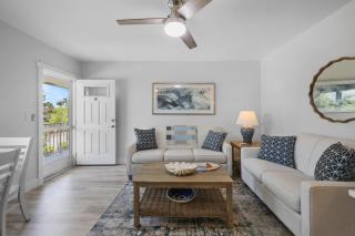 Tempting second floor unit located in Seabreeze South - 6