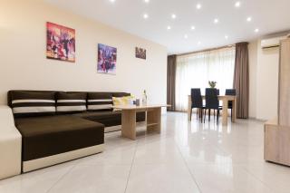 BeCentral! by RV Apartments - Varna - 0
