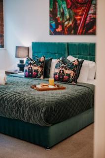 Luxury Two Bedroom Birmingham City Centre Apartment - Birmingham - 4