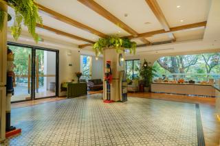 Guilin O-LIVE Social Hotel - 1