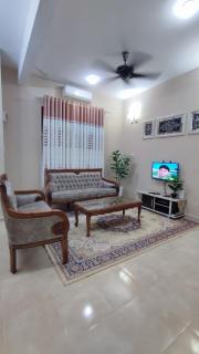 ZulZira Homestay Pasir Mas - 0
