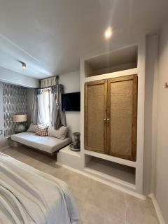 Chic Elysium - Felicity - Naxos Chora - 8