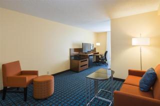 Best Western Allentown Bethlehem Lehigh Valley Inn & Suites - Bethlehem - 6