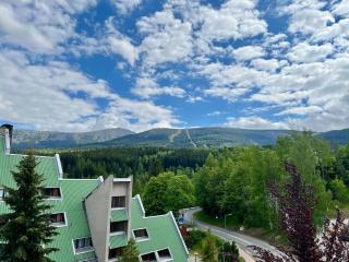 Dwupoziomowy apartament Strażacka 2 "Okno na Śnieżkę" - by Przycup w Karkonoszach Apartamenty Apartament z widokiem na góry z parkingiem Apartament przy Wyciągu oraz przy Szlakach Turystycznych - Karpacz - 9