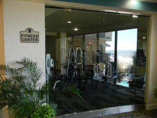 Stunning Oceanfront Studio Suite, Dogs OK! 1228 - Myrtle Beach - 3