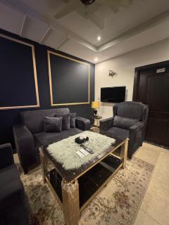 City Living at Its Best 2BHK Modern Apartment With Balcony - Islamabad - 0