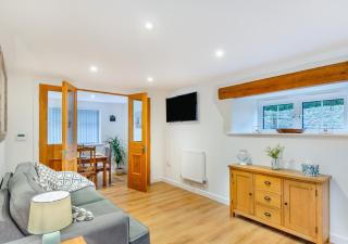 The Byre - Home Farm - Werrington - 5