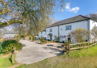 Bluebell Cottage - Bennetts Court - Week Saint Mary - 0