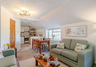 Bluebell Cottage - Bennetts Court - Week Saint Mary - 8