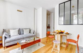 Chic 1BR Eiffel Tower & Rue Gros Caillou - Parijs - 8
