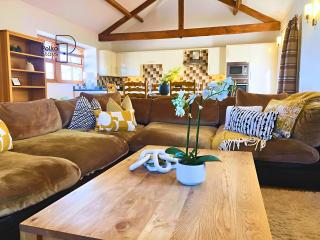 Old Corner Barn Lake District Escape by PolkaStays - Penrith - 5