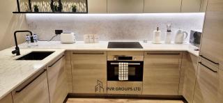 Summer Stay Stylish 1-Bed Canary Wharf Flat w Balcony - Londra - 5