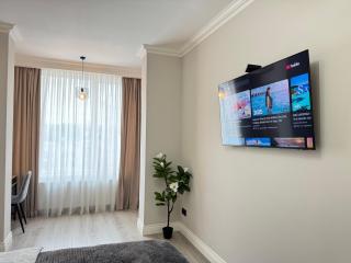 Cozy Central Apartment with Parking - Chişinău - 4