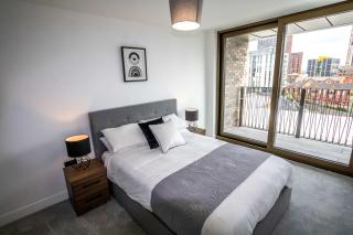 Stunning 2 Bedroom Apartment in Central Manchester - 9