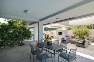 Villa Immortelle with pool and sea view - 2