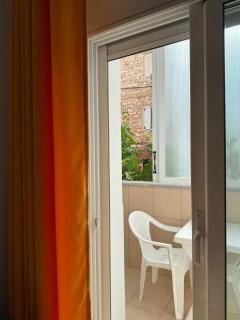 Central & 3 Min to Sea - Saranda - 7