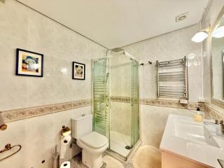 Harbor Light Marbella Getaway - EaW Homes - Marbella - 6