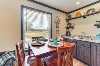 6 Mi to Topsey Exotic Ranch Retreat on 12 Acres! - Copperas Cove - 4