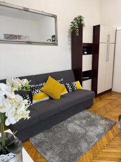 Small Cosy Apartment near the famous WESTEND City Center - Budapest - 7
