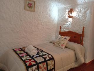 CASAS CUEVAS ELVIRA - Hinojares - 2