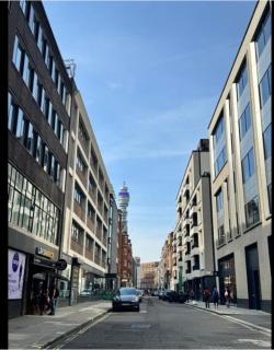 5 min walk to Oxford street - 5