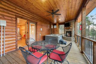 Twilight Pines - Dreamy Cabin w Hot Tub & optional Kids Loft - Broken Bow - 2