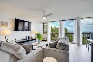 Ocean View, Community Perks Makaha Valley Condo! - Waianae - 0