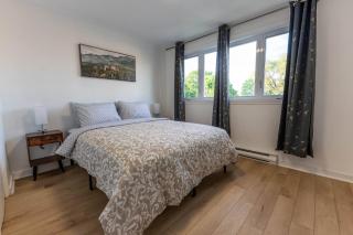Chic 3BR 5 Beds 5min walk to Metro Free Parking - Laval - 6