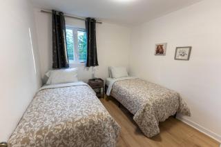 Chic 3BR 5 Beds 5min walk to Metro Free Parking - Laval - 7
