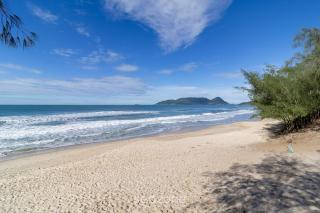 Estadia completa a Beira-Mar, apenas 10 metros da Praia - AARs - 7