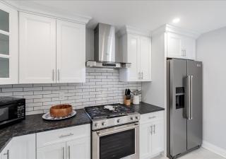 Beautiful house by the beach and bay - 6