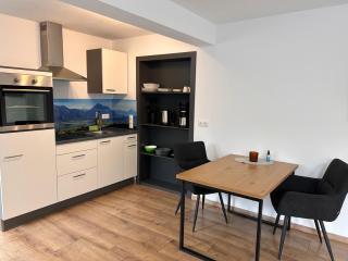 Apartment im Souterrain mit Terrasse - Hopferau - 6
