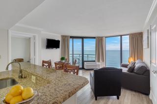 Impressive 1Br Oceanfront Suite, Dogs OK! 1006 - Myrtle Beach - 9
