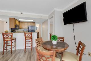 Impressive 1Br Oceanfront Suite, Dogs OK! 1006 - Myrtle Beach - 6