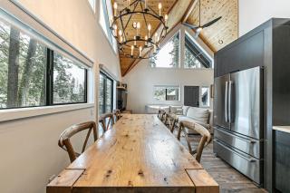 Misty Pines by Tahoe Getaways at Tahoe Park - Newly Remodeled Pet Friendly 3 BR w Private Beach HOA - Tahoe City - 3