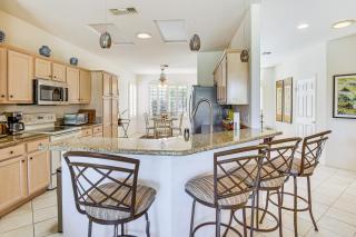 Resort-Style Amenities at Palm Desert Getaway - Palm Desert - 4